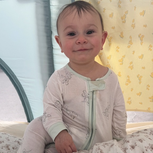 Lana is here! - Picture 1 of 15